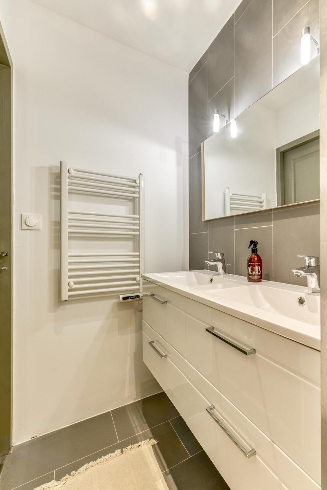 Le Maquens - Parking Gratuit - Wifi - Netflix Apartment Carcassone Exterior photo
