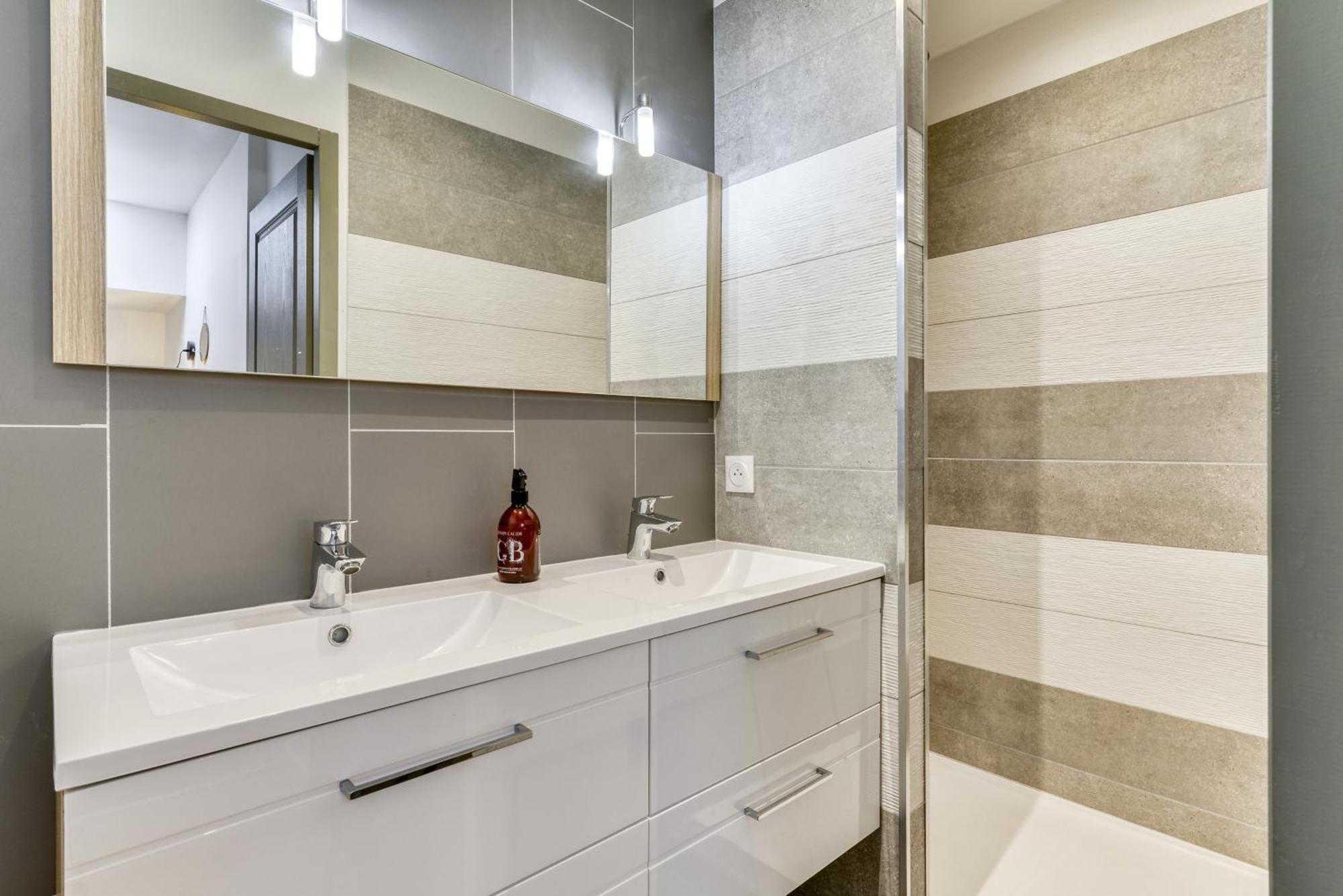 Le Maquens - Parking Gratuit - Wifi - Netflix Apartment Carcassone Exterior photo